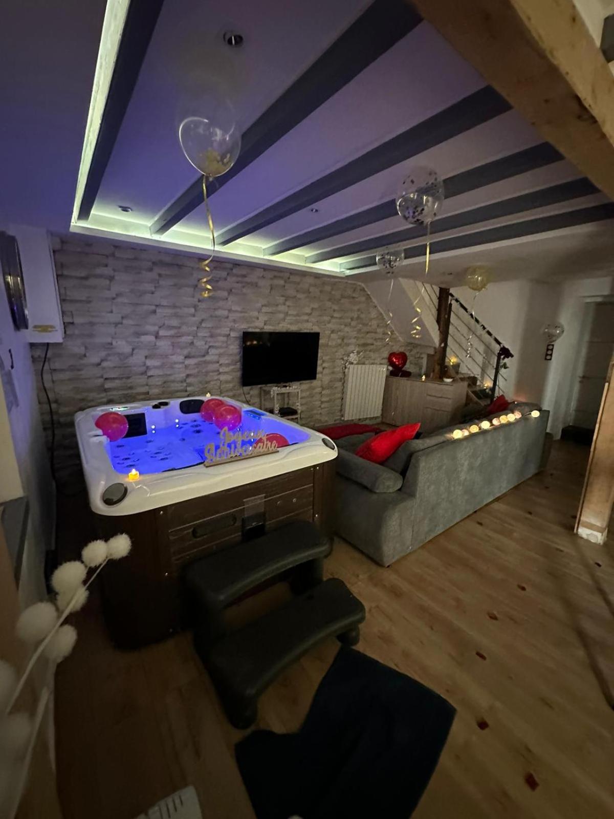 فيلا Maisdon-sur-Sevreفي Maison Avec Spa المظهر الخارجي الصورة
